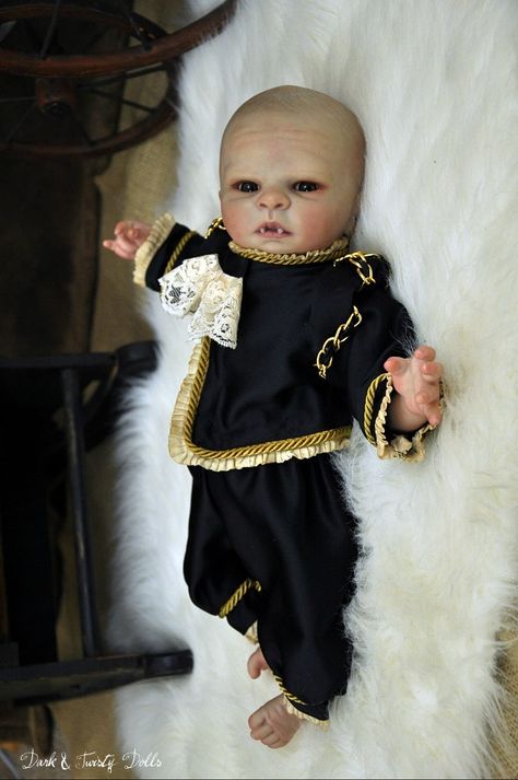 Baby Vampire, Vampire Doll, Scary Reborn Doll, Vintage Circus Costume, Creepy Porcelain Dolls, Horror Reborn Dolls, Scary Porcelain Dolls, Porcelain Dolls Creepy, Avatar Babies