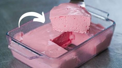 3-Ingredient Fluffy and Creamy Dessert Recipe | DIY Joy Projects and Crafts Ideas Jello Fluff Desserts, Dessert Using Heavy Cream, Quick Delicious Desserts Simple, Jello Heavy Cream Dessert, Strawberry Jello Mousse, Jello With Heavy Cream, 2 Ingredient Jello Fluff, Jello Packet Recipes, Jello And Heavy Cream