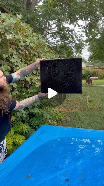 Pubity on Instagram: "This is a great idea 🕷️

(Austin Day via Viralhog)

-
#web #spiderweb #spider #pubity" Grandkid Crafts, Spiderweb Art, Spider Web Art, Real Spiders, Art To Make, April 29, Water Droplets, Diy Canvas, Spider Web