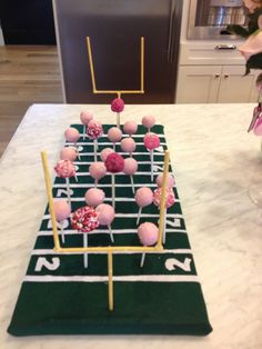 Pink Football Party, Girl Football Party, Stadium Cake, Football Cake Pops, Football Desserts, Helmet Cake, Football First Birthday, Cheerleading Party, Bday Stuff