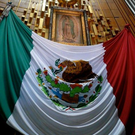 Mi Bandera Mexico Wallpaper, Hispanic Aesthetic, Loteria Cards, Mexican Culture Art, Mexican Heritage, Mexico Culture, Jesus And Mary Pictures, Godly Relationship, Mexican American