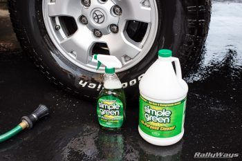 10 Tips That Will Make Your Car the Cleanest it’s Ever Been Clean Car Tires, How To Clean Car, Simple Green Cleaner, Aesthetic Tips, Tire Shine, Car Detail, Clean Tires, Car Things, Car Tips