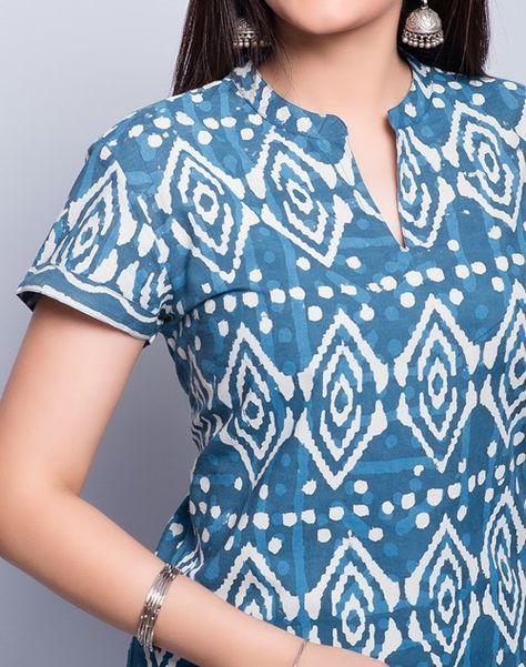 Collar Kurti Design, Cotton Tops Designs, Salwar Neck Designs, Stylish Kurtis Design, New Kurti Designs, Churidar Designs, Simple Kurta Designs, Designer Kurti Patterns, Neck Designs For Suits