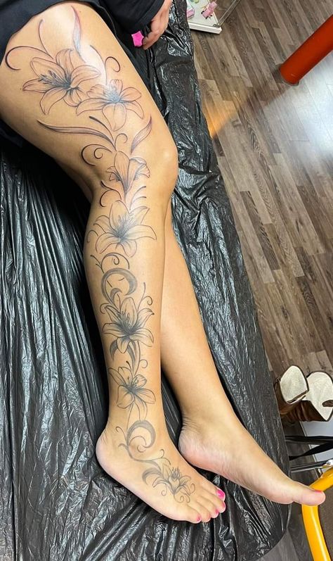 Thigh Sleeve Tattoo Women, Leg Tattoo Women, Leg Sleeve Tattoos Female, December Tattoo, Thigh Sleeve Tattoo, Simple Leg Tattoos, Flower Leg Tattoos, Back Of Leg Tattoos, Cute Thigh Tattoos