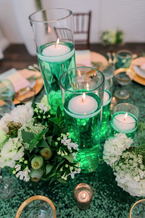 Gallery - Wizard of Oz Themed Inspiration Brought To You By Fandom Affairs Emerald City Theme, Emerald City Party, Green Quinceanera Theme, Wizard Of Oz Decor, Reception Tablescapes, Prom Theme, Quinceanera Themes, The Wonderful Wizard Of Oz, Planning Tools