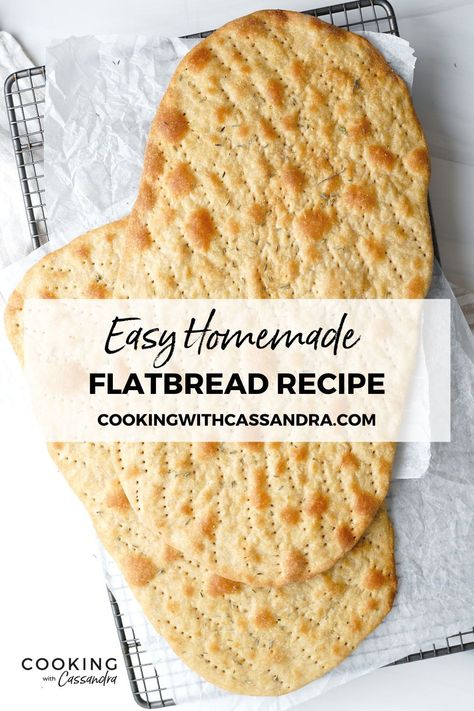 Learn how to make yeastless homemade flatbread. This recipe goes back to basics with the simplest ingredients. Mexican Flatbread, Flatbread Pizza Dough, Homemade Flatbread Recipes, Flatbread Toppings, Homemade Flatbread, Flatbread Recipe, Flatbread Recipes, Quick Easy Dinner, Pizza Recipes Dough