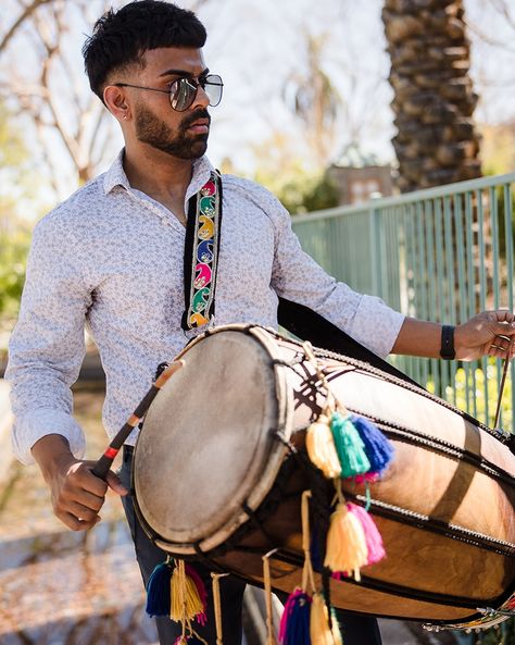 Experience the magic and joy of a Baraat procession - a vibrant celebration filled with love, laughter, and unforgettable memories! 🎉 Join us at Apropos Creation as we capture the essence of your special day and bring your dreams to life. #BaraatBliss #UnforgettableMoments #aproposcreations #arizonaweddings #multiculturalwedding #azwedding #phoenixwedding #arizonaevents #arizonahinduwedding #weddinginspiration #ido #weddingplanner #weddingcolorpallet #baraat #party #family #dance #music Baraat Procession, Wedding Color Pallet, Multicultural Wedding, Phoenix Wedding, Hindu Wedding, Unforgettable Memories, Dance Music, Join Us, Special Day