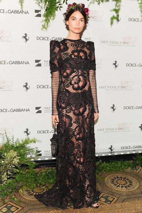 Lace Black Dress, Runway Gowns, Lily Aldridge, Mode Boho, Gorgeous Gowns, Looks Style, Elie Saab, Mode Inspiration, Seville