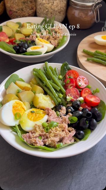 Gabriela Demeter on Instagram: "➡️DAY 8 of eating CLEAN 🥙 French Nicoise Salad 🫒  What you need for 2 servings: * A handful of spinach or mixed leaves * 4 small new potatoes, boiled * 100g fine green beans * 100g cherry tomatoes * 100g Black olives * 2 boiled egg * 200g tuna chunks * 1 Green or red onion For the dressing: * 3 tbsp Olive oil * ½ Lemon juice * ½ tsp Dijon mustard * 1 tbsp Apple cider vinegar * salt, pepper, turmeric  #cleaneating #nutrition #nutritionist #healthyfood #healthylifestyle #wholefoods #glutenfree #dairyfree #tuna #tunasalad #protein #detox #healthyeating #easyrecipes #quickmeals #cleaneats #nutritious #food #foodreels   ❌ This recipe, is part of my Elimination diet that I do for 30 days. This means no: 1. Sugar 2. Processed Food  3. Dairy 4. Gluten 5. Coffee 6. New Potatoes, Nicoise Salad, Period Cramps, Nutritious Food, Glutenfree Dairyfree, Black Olives, Food Intolerance, Elimination Diet, Eating Clean