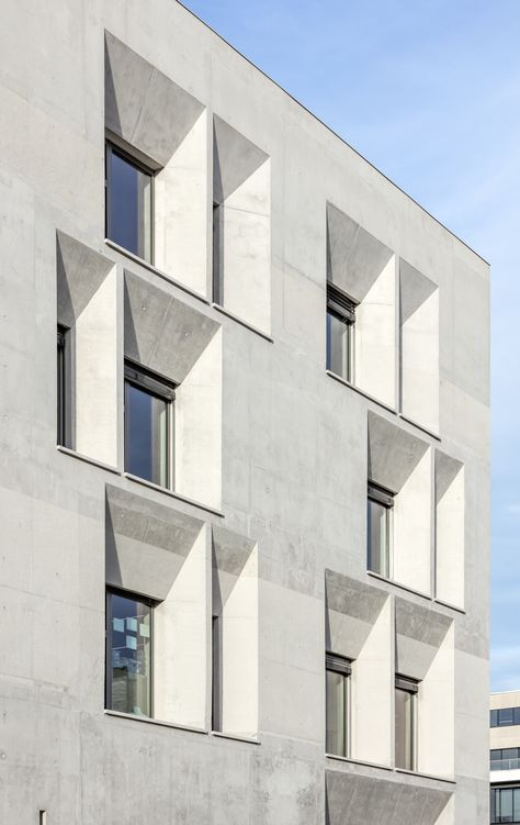 Concrete Facade Architecture, Minimalist Window, Facade Architecture Design, Concrete Facade, Stone Facade, Marseille France, Concrete Building, Brutalist Architecture, Building Facade