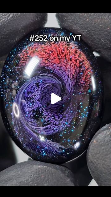 Resin Art Videos, Galaxy Resin Art, Uv Resin Crafts, Resin Art Tutorial, Resin Art Ideas, Resin Galaxy, Resin Pendant Tutorial, A Sky Full Of Stars, Amazing Resin