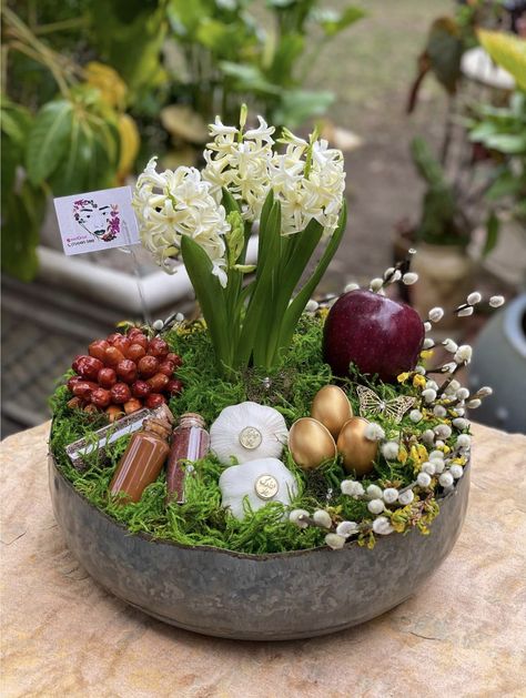 Norooz Crafts, Haftsin Design, Haft Sin Decoration, Haftseen Ideas, Norouz Design, Haftsin Ideas, Nowruz Crafts, Haftseen Design, Norooz Design