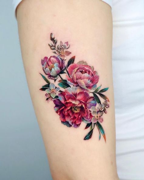 Vintage Floral Tattoos, Flower Cover Up Tattoos, Floral Watercolor Tattoo, Tattoos Ankle, Rose Tattoo Stencil, Peony Flower Tattoos, Realistic Flower Tattoo, Colour Tattoo For Women, Peony Tattoo