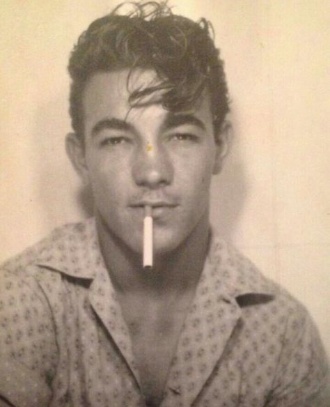 Young man smoking, 1940s 1950s Mens Hairstyles, Vintage Photo Booth, Photography Men, Francis Picabia, Vintage Photo Booths, Photobooth Pictures, Teddy Boys, Vintage Life, Portraits From Photos