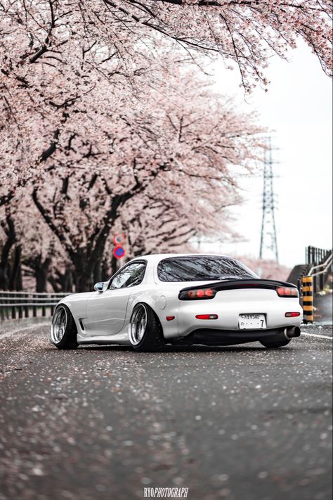 Cars Jdm Wallpaper, Kereta Sport, Cars Jdm, Wallpaper Luxury, Sports Car Wallpaper, Jdm Wallpaper, Mazda Rx 7, Best Jdm Cars, Nissan Gtr Skyline