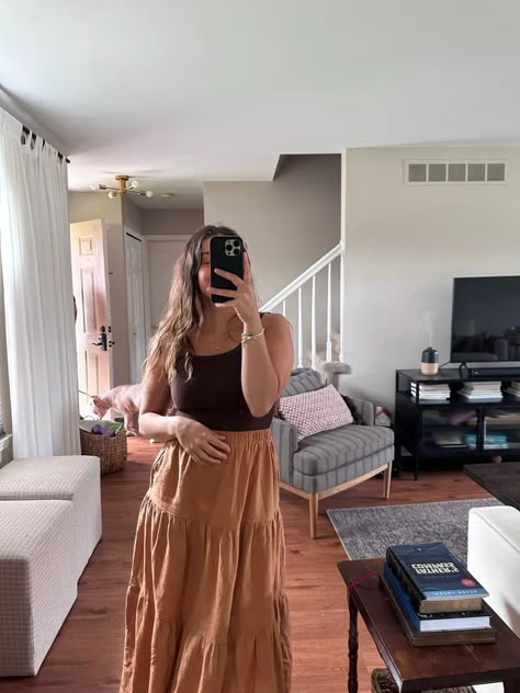 Monday OOTD - Cuts top - fall skirt - modest outfit - modest fashion #LTKstyletip#LTKFind#LTKSeasonal Maxi Skirt Ideas, Tan Skirt Outfits, Tiered Maxi Skirt Outfit, Late Summer Style, Maxi Skirt Outfit Summer, Autumn Outfit Inspo, Skirt Outfit Summer, Outfit Modest, Latest Summer Fashion