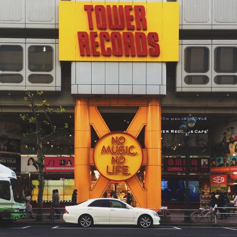 Tower Records in Shibuya, Tokyo, Japan. It's one of the biggest CD retailers in the world that was built in 1995. No Music No Life, Shibuya Tokyo Japan, Japan Summer, Shibuya Tokyo, Tower Records, Tokyo Tower, Tokyo Japan, Travel Journal, Places To Go