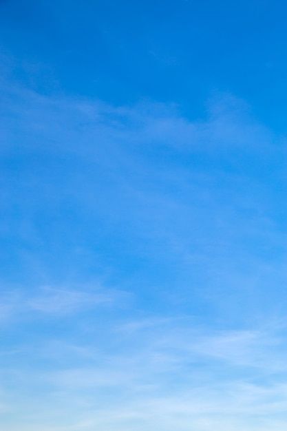 Indian Freedom Fighters, Vertical Images, Blue Sunset, Blue Sky Background, The Blue Sky, Morning Sky, Sky Color, Clear Blue Sky, Clear Sky