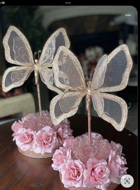 Butterfly Baby Shower Centerpieces, Centerpiece Butterfly, Pink Mason Jars Centerpieces, Butterfly Centerpiece, Butterfly Birthday Party Decorations, Butterfly Themed Birthday Party, Butterfly Centerpieces, Butterfly Baby Shower Theme, Fairy Baby Showers