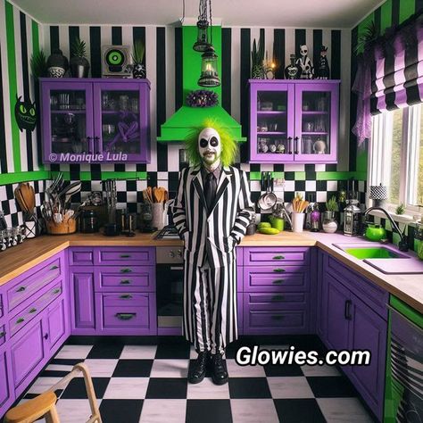 Beetlejuice Interior Design, Beetlejuice Bathroom Decor, Beetlejuice Dining Room, Beetlejuice Kitchen, Beetlejuice Bedroom, Beetlejuice Waiting Room, Monique Lula, Beetle Juice, Design Your Kitchen