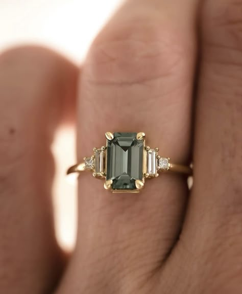 Green Sapphire Engagement, Green Sapphire Engagement Ring, Cute Engagement Rings, Future Engagement Rings, Blue Sapphire Ring, Dream Engagement, Dream Engagement Rings, Jewelry Lookbook, Engagement Ring Cuts