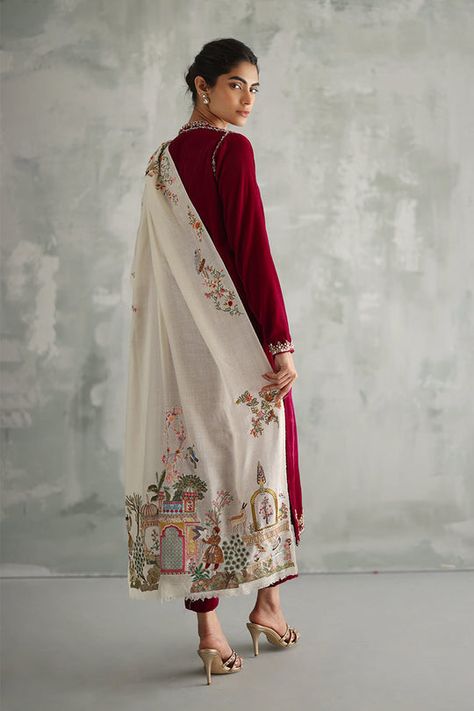 Velvet Shawls, Magenta Velvet, Nida Azwer, Velvet Kurta, Velvet Dupatta, Red Shawl, Blue Shawl, Black Shawl, Dark Maroon