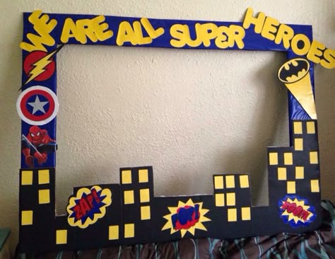 Batman Gotham city cut out frame Marvel Birthday Party, Marvel Party, Avenger Birthday Party, Spiderman Birthday Party, Avengers Party, Batman Party, Avengers Birthday, Spiderman Party, Superhero Birthday Party