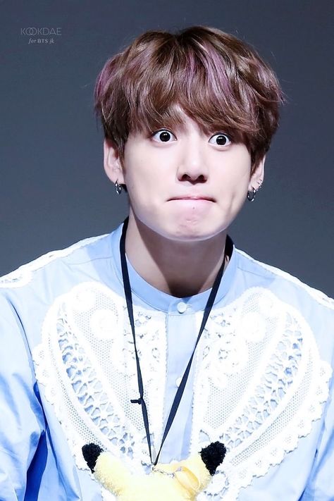 La carita tan bella de Kookie Bts Scenarios, Marriage Romance, 1 September, Jungkook Cute, Jung Kook, Rap Monster, Daegu, Bts Bangtan Boy, Busan