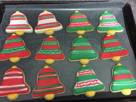 Christmas bells sugar cookies with royal icing Christmas Bell Cookies, Bell Cookies, Royal Icing Christmas Cookies, Christmas Cookies Packaging, Sugar Cookies With Royal Icing, Christmas Sugar Cookies Decorated, Cookies Packaging, Cookies Royal Icing, Cookies With Royal Icing