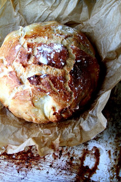 French Bread Boule Recipe, Rustic French Food, French Boule Bread, Boule Bread Recipe, French Baked Goods, Baking Therapy, Oven Kitchen, Oven Bread, Bread Buns