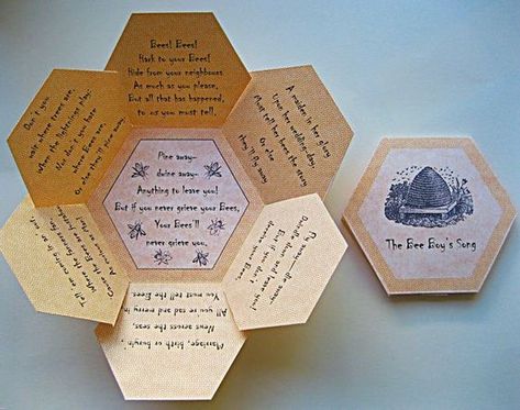 Different Types Of Paper, Types Of Paper, Bee Book, Seni Dan Kraf, Pen Pal Letters, 카드 디자인, Bee Crafts, Bee Art, Handmade Books