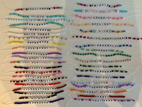 Cute Colors For Rubber Band Bracelets, Fun Friendship Bracelets, Taylor Swift Eras Friendship Bracelet Ideas, Debut Friendship Bracelet Ideas, Swiftie Friendship Bracelet, Ts Friendship Bracelets, Taylor Swift Friendship Bracelet Ideas, Friendship Day Bands, So Make The Friendship Bracelets