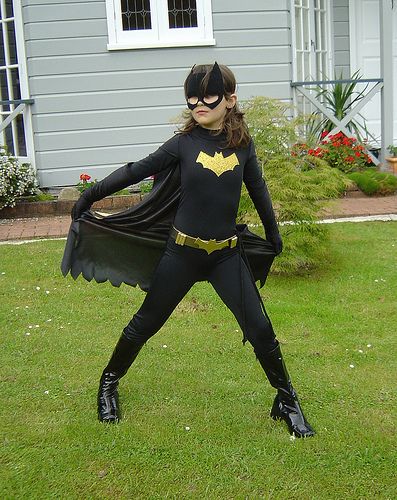 Halloween Costume for Lu Batwoman Halloween, Batman Costume For Girls, Halloween Costume Ideas For Kids, Maleficent Halloween Costume, Batman Costume For Kids, Batman Costume Diy, Costume Ideas For Kids, Bunny Outfits, Maleficent Halloween