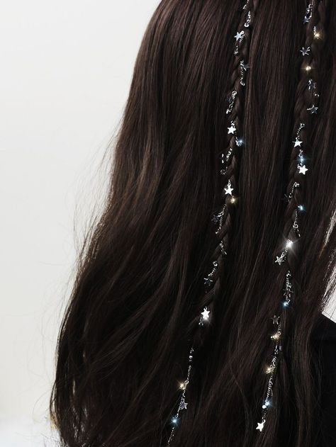 Korean Hair Jewelry, Dark Hair Accessories, Silver Hair Accessories Prom, Star Hair Charms, Space Hair Accessories, Hairstyles With Stars, Hair Jewelry Aesthetic, Hair Charms Aesthetic, Dangly Hair Clips