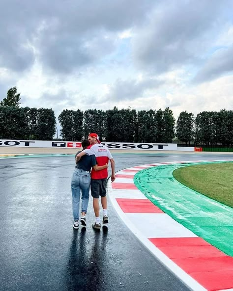 F1 Relationship Aesthetic, Wag Life Aesthetic F1, F1 Couple Aesthetic, Racing Couple, F1 Couple, F1 Lifestyle, F1 Wag, F1 Wags, Mi Life