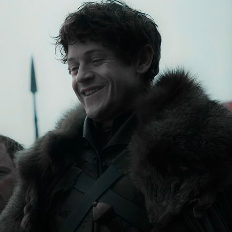 Ramsay Bolton Iwan Rheon, Ramsay Snow, House Bolton, Ramsey Bolton, Iwan Rheon, Ramsay Bolton, John Snow, Black Castle, Cersei Lannister