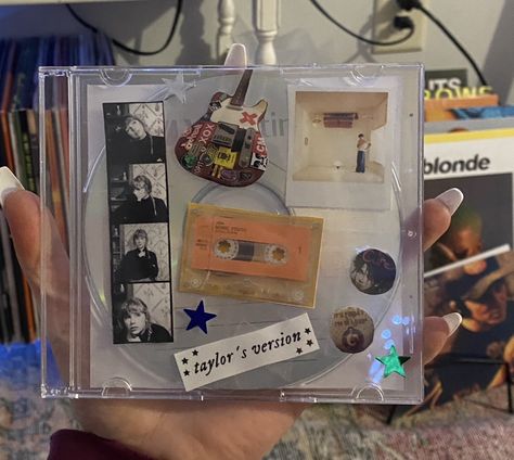 taylor swift harry styles conan gray phoebe bridgers beabadoobee diy mixtape cd Cd Mixtape Cover, Custom Cd Case, Diy Cd, Cd Idea, Custom Cd, Cd Diy, Physical Media, Mixtape Cover, Cd Cases