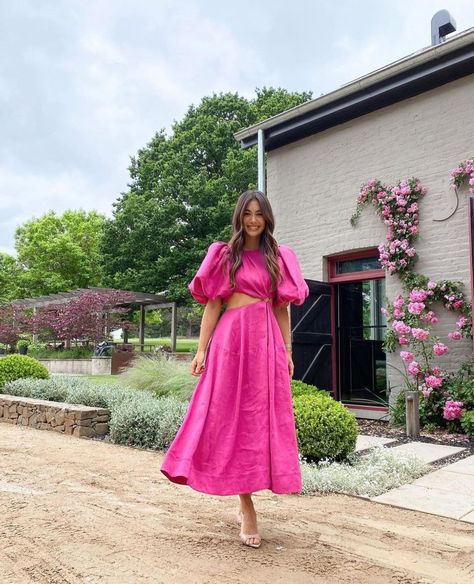 All The Dresses | Australia ★★★★★ | • PINK PARTY • 💕🌸🌷🌺 Aje ‘Vanades Cut Out Ring Midi Dress in Fuchsia’ spotted on the beautiful @francesca.hung 💕🌸🌷🌺 Find this dress and… | Instagram Chic Resort Wear, Resort Wear Dresses, Dresses Australia, Resort Outfit, Resort Dresses, Western Dresses, Wearing Clothes, Resort Wear, Dress Patterns