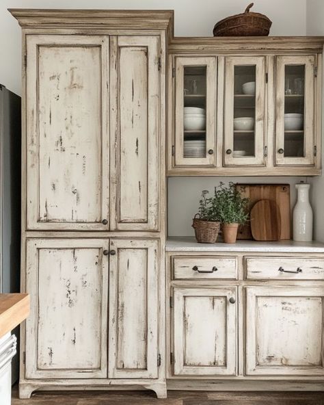 White Distressed Kitchen Cabinets, Rustic White Cabinets, White Distressed Cabinets, White Glazed Cabinets, Distressed Kitchen Cabinets, Distressed Cabinets, Distressed Kitchen, Old Glass Bottles, Vintage Crockery