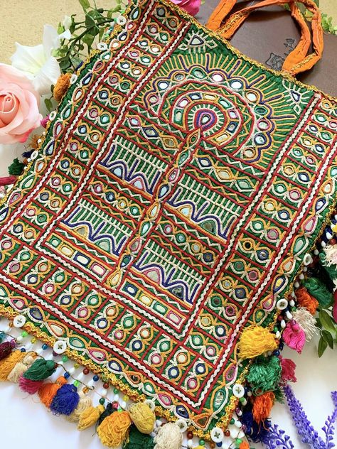 Pipli Art, Rabari Embroidery, Bavariya Work, Surface Ornamentation, Sindhi Embroidery, Kutchi Work, Fair Festival, Embroidery Mirror Work, Kutch Embroidery