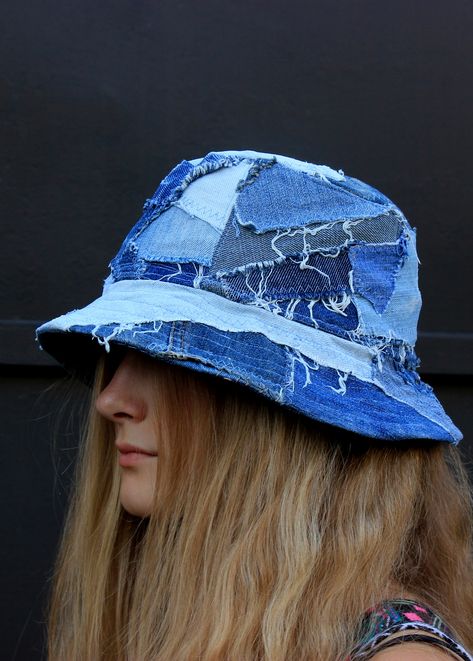 Jean Bucket Hat Outfit, Bucket Hat Outfit Ideas, Denim Patchwork Jacket, Fabric Hats, Bucket Hat Outfit, Bucket Hat Fashion, Patchwork Kimono, Jean Hat, Denim Crafts Diy