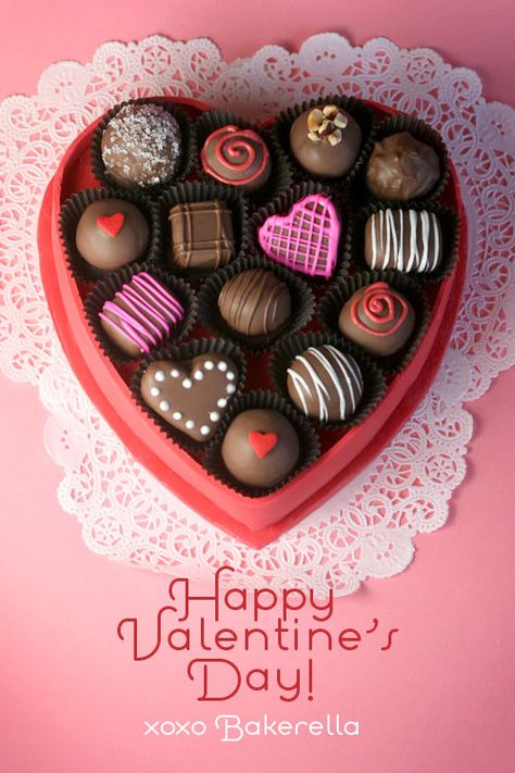 A Valentine's Day Gift Box of… | Bakerella Chocolate San Valentin, Valentine Cake Pop, Cupcake Fondant, Happy Chocolate Day, Gift Box Cakes, Cake Wrecks, Valentines Day Chocolates, Cake Bites, Valentines Day Cakes