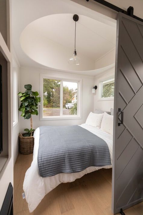 Cambria Model Tiny House With Main-Floor Bedroom by Handcrafted Movement FOR SALE Black Metal Roof, White Exterior Paint, Ecological House, Butcher Block Kitchen, Craftsman Exterior, Tiny House Trailer, House Lighting, Best Tiny House, Tiny House Inspiration