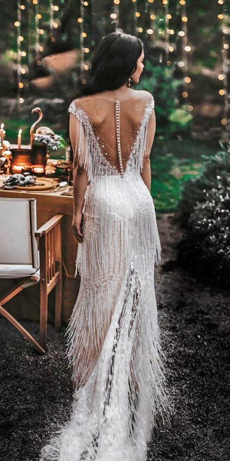 Romantic Bridal Gowns Perfect For Any Love Story ★ #bridalgown #weddingdress Fringe Wedding Dress, Old Hollywood Wedding, Story Wedding, Love Story Wedding, Hollywood Wedding, Wedding Dress Guide, Gatsby Wedding, Dresses Simple, Dress Guide