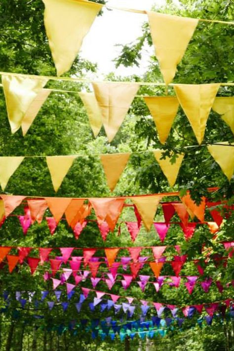 Festival Garden Party, Outdoor Bunting, Bunting Ideas, Festival Themed Party, Handmade Flags, Rainbow Bunting, Wedding Bunting, Festival Theme, Rainbow Wedding