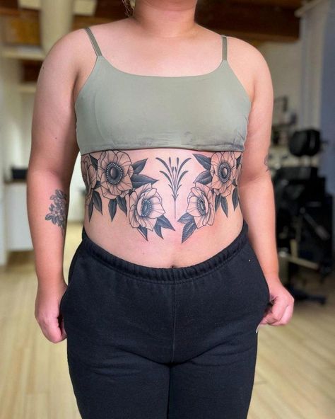 Tattoo Tummy Lower Stomach, Stomach Tattoo Plus Size, Belly Tattoos For Women Plus Size, Stomach Tattoos Plus Size, Plus Size Belly Tattoo, Women’s Stomach Tattoo, Stomach Tattoos Women Plus Size, Upper Stomach Tattoos, Plus Size Stomach Tattoo