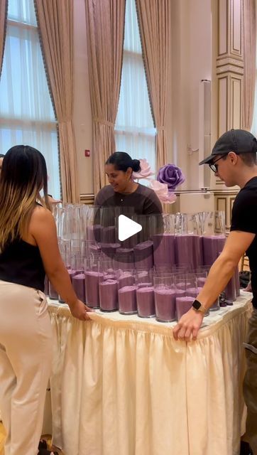 NJ/NYC Luxury Event Planning + Design | Theme Queens on Instagram: "Tips and Tricks: Sandwax Pillar Vases 💜🕯️  — #eventplanning #njeventplanner #nj #nyc #eventhacks #tablescape #fruithack #tuesdaymotivation #luxuryevents #18thbirthday #sandwax #tidesestate #njvenues #18thbday #sandwax #candlewax #njcandles #nyc #tablescape #backdropdecor" Ombre Tablescape, Birthday Gift Table Ideas, Ideas For Table Centerpieces, Simple Elegant Centerpieces, Sand Centerpieces, Pillar Vases, Dinner Party Decorations, Wedding Chair Decorations, Tuesday Motivation