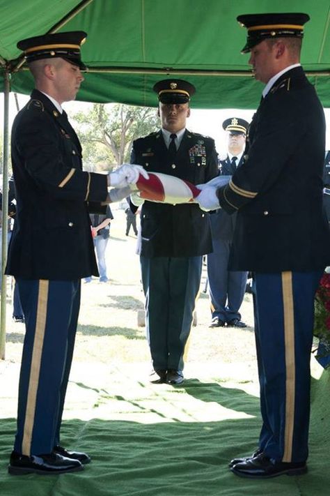 Oklahoma National Guard Military Funeral Honors Job Announcement  The OKARNG Military Funeral Honor Program provides Army Veterans with burial honors all across the state of Oklahoma.  We currently average 100 to 130 funeral s per month and continue to grow as a program each year.  We also do Full Military Honors for applicable Veterans as well as Honorable Transfers (Planeside Honors). We have certified ARNG Honor Guard trainers who have gone through a  rigorous two-week Honor Guard Course at t Job Announcement, Honor Guard, A Program, Army Veteran, Education Center, National Guard, The Professional, Oklahoma, To Grow