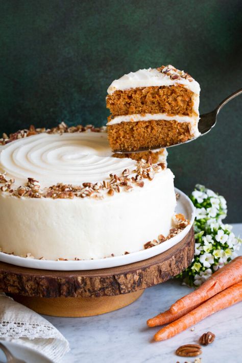 Carrot Cake Carrot Cake Decoration, Best Carrot Cake Recipe, Carrots Sweet, Best Birthday Cake Recipe, Dessert Birthday, The Best Carrot Cake, Fresh Carrots, Chocolate Truffle Cake, Mango Cake