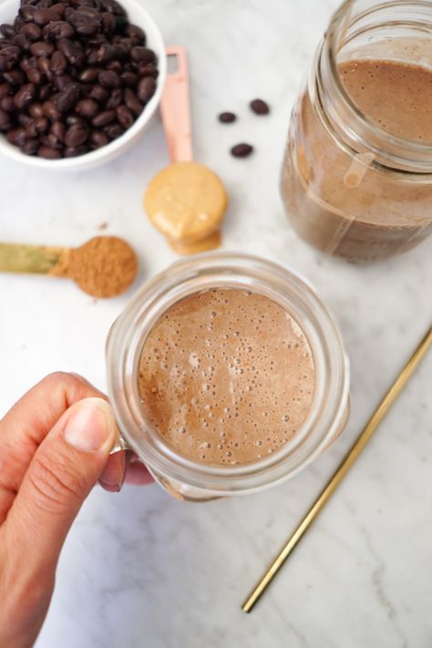 Peanut Butter + Black Bean Protein Smoothie (PB&B) - Whitney E. RD Black Bean Protein, Bean Smoothie, Peanutbutter Smoothie Recipes, Breakfast Beans, Vegan Protein Smoothie, Peanut Butter Banana Smoothie, Juice Smoothies Recipes, Peanut Butter Smoothie, Superfood Smoothie